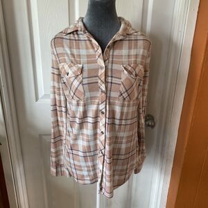 Como Vintage Women’s Medium Button Down Long Sleeve Shirt Plaid Lightweight Pink